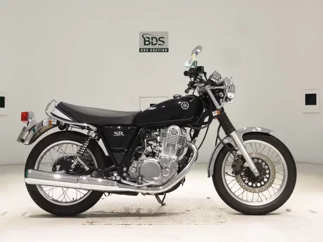 Yamaha SR400-5 лот № 5097 оценка 5  с аукциона в Японии