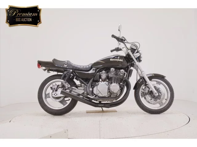 Kawasaki ZEPHYR750 лот № 7554 оценка 4  с аукциона в Японии