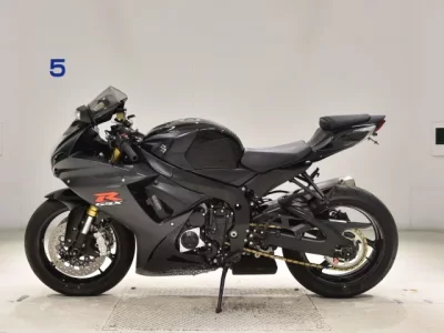 Suzuki GSX-R750  с аукциона в Японии