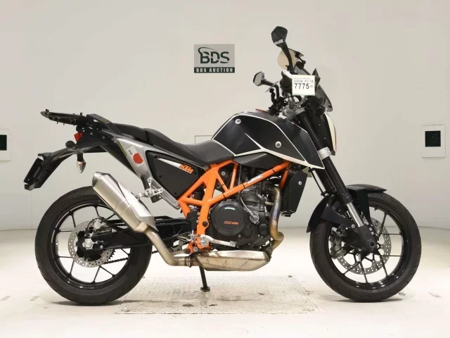 KTM  690 DUKE лот № 7775 оценка 4  с аукциона в Японии