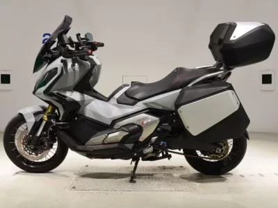 Honda X-ADV750-2 лот № 3048 оценка 5  с аукциона в Японии 2