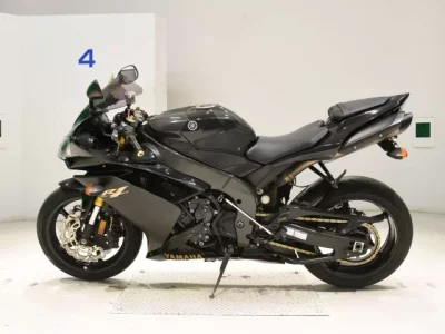 Yamaha YZF-R1  с аукциона в Японии