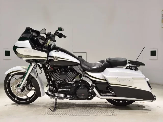 Harley-Davidson HARLEY FLTRXSE1800CVO