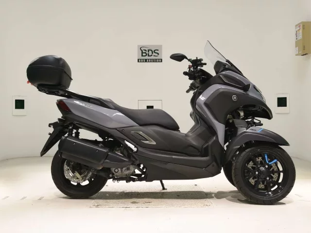 Yamaha TORI CITY 300 лот № 7819 оценка 5  с аукциона в Японии