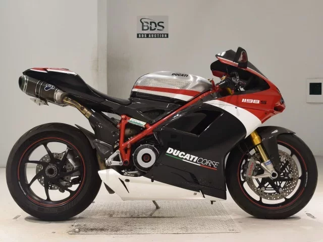 Ducati  1198 S лот № 2765 оценка 5  с аукциона в Японии