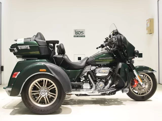 Harley-Davidson HARLEY FLHTCUTG1870 лот № 0293 оценка 5  с аукциона в Японии