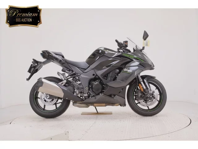 Kawasaki NJNJA1100SX лот № 0031 оценка 8  с аукциона в Японии