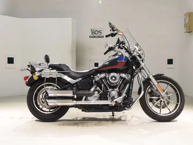 Harley-Davidson HARLEY FXLR1750 лот № 0220 оценка 4  с аукциона в Японии