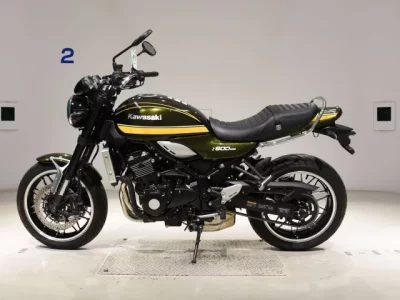 Kawasaki Z900RS лот № 5210 оценка 6  с аукциона в Японии 2
