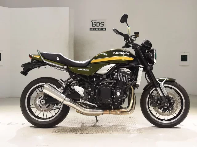 Kawasaki Z900RS лот № 5210 оценка 6  с аукциона в Японии