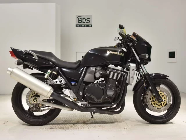 Kawasaki ZRX1100 лот № 7800 оценка 4  с аукциона в Японии