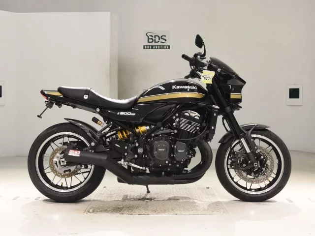 Kawasaki Z900RS лот № 7620 оценка 5  с аукциона в Японии