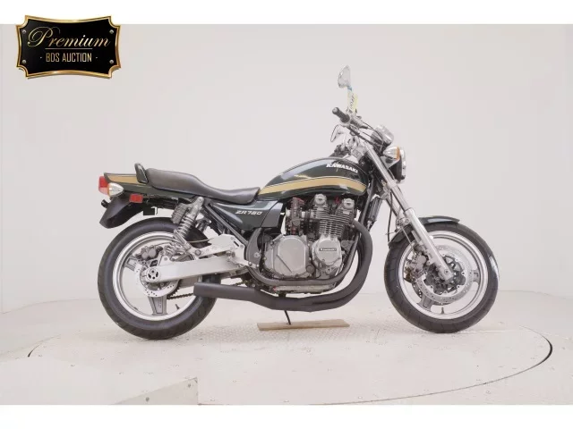 Kawasaki ZEPHYR750 лот № 0049 оценка 4  с аукциона в Японии