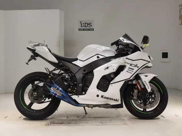 Kawasaki ZX-10RA лот № 0235 оценка 4  с аукциона в Японии