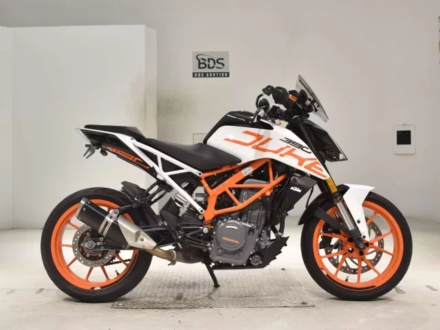 KTM  390 DUKE лот № 2671 оценка 4  с аукциона в Японии