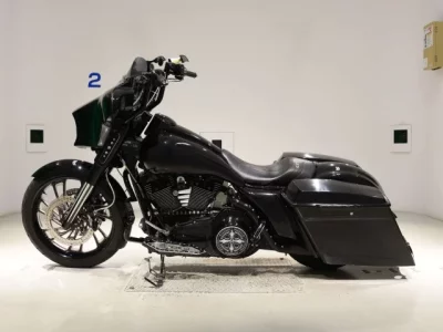Harley-Davidson HARLEY FLHX1580  с аукциона в Японии