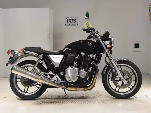 Honda CB1100 лот № 0175 оценка 5  с аукциона в Японии