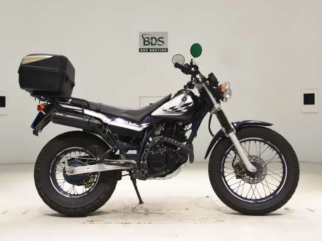 Yamaha TW225 лот № 7696 оценка 5  с аукциона в Японии