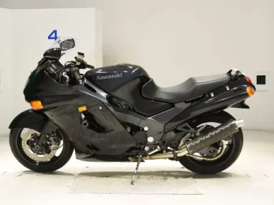 Kawasaki ZZR1100  с аукциона в Японии
