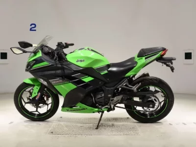 Kawasaki NINJA250  с аукциона в Японии