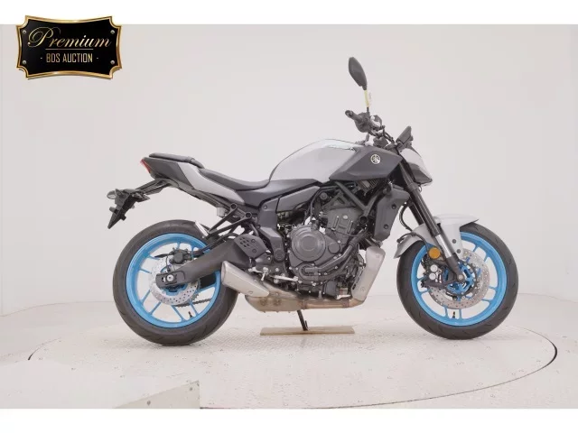 Yamaha MT-07-3 лот № 2550 оценка 8  с аукциона в Японии