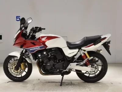 Honda CB400SFV-4 BOLDORABS  с аукциона в Японии