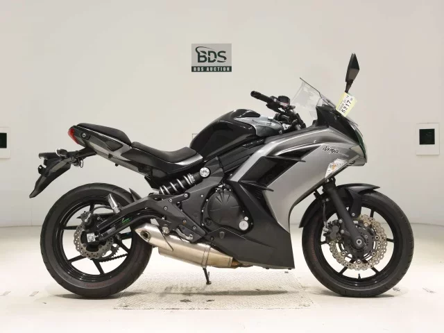Kawasaki NINJA400 лот № 5217 оценка 4  с аукциона в Японии