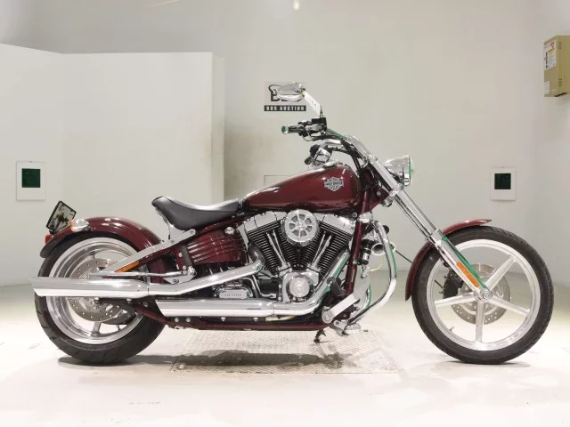 Harley-Davidson HARLEY FXCWC1580 лот № 5084 оценка 4  с аукциона в Японии
