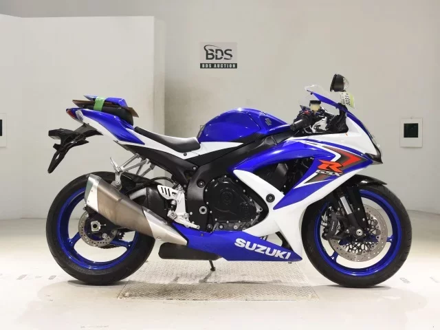 Suzuki GSX-R750 лот № 5031 оценка 5  с аукциона в Японии