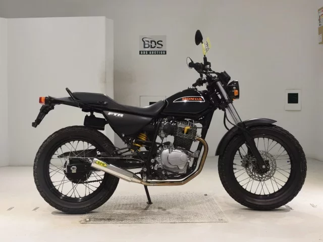 Honda FTR223 лот № 0144 оценка 4  с аукциона в Японии