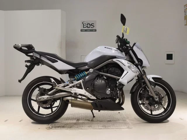 Kawasaki ER-6N лот № 0544 оценка 4  с аукциона в Японии