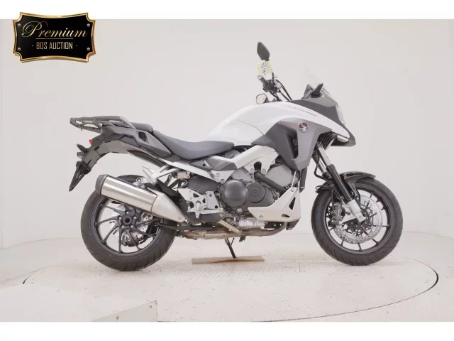 Honda VFR800X лот № 7518 оценка 6  с аукциона в Японии