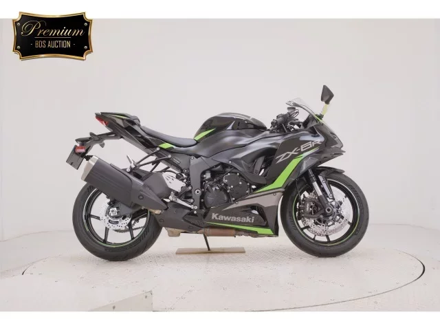 Kawasaki ZX-6RA лот № 0032 оценка 7  с аукциона в Японии