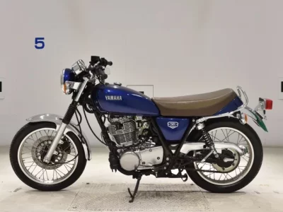 Yamaha SR400-5 лот № 7826 оценка 4  с аукциона в Японии 2