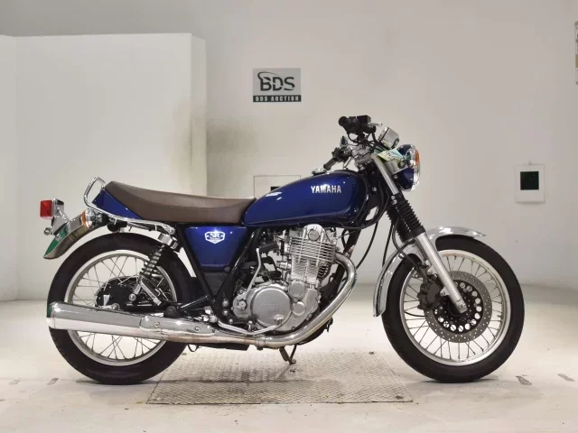 Yamaha SR400-5 лот № 7826 оценка 4  с аукциона в Японии