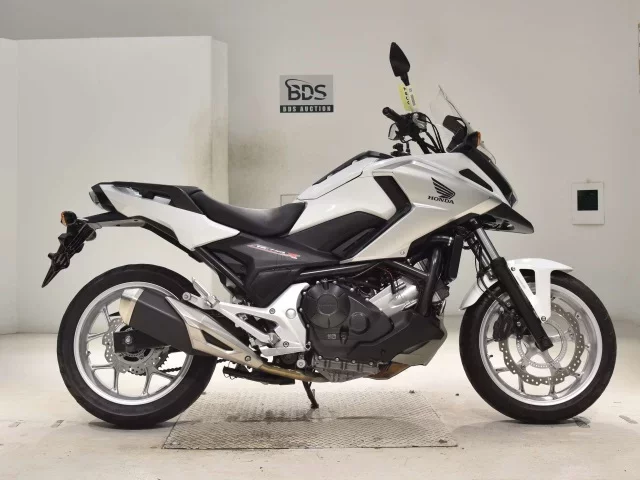 Honda NC750X-2A лот № 2950 оценка 5  с аукциона в Японии