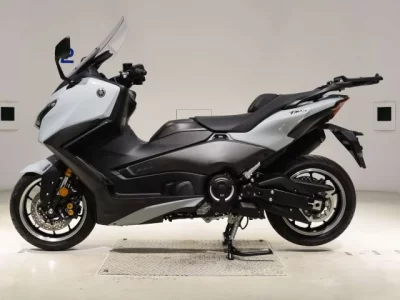Yamaha T-MAX560T  с аукциона в Японии