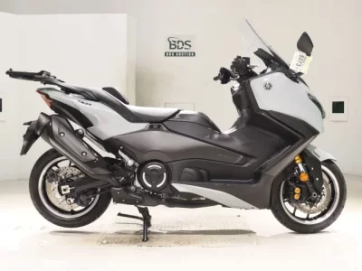 Yamaha T-MAX560T  с аукциона в Японии