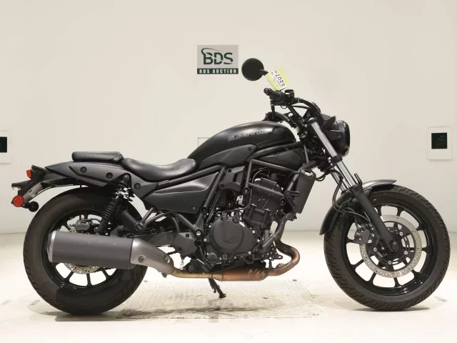 Kawasaki ELIMINATOR 400-3 лот № 5207 оценка 6  с аукциона в Японии