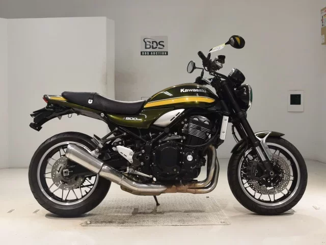 Kawasaki Z900RS лот № 5010 оценка 4  с аукциона в Японии