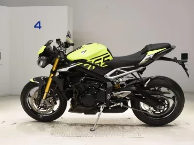 Triumph TRIUMPH STREET TRIPLE RS  с аукциона в Японии