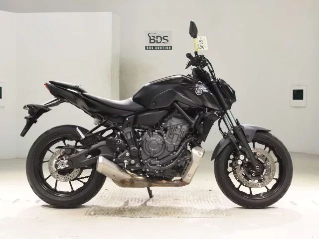 Yamaha MT-07-2 лот № 3035 оценка 5  с аукциона в Японии