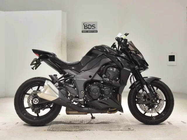 Kawasaki Z1000-5A лот № 5264 оценка 5  с аукциона в Японии
