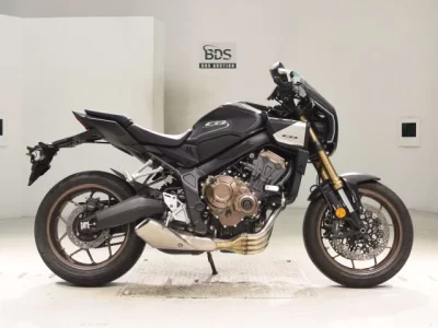 Honda CB650R-2