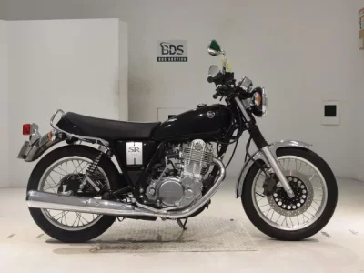 Yamaha SR400-5  с аукциона в Японии