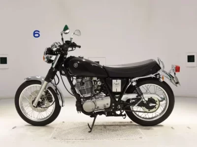 Yamaha SR400-5  с аукциона в Японии