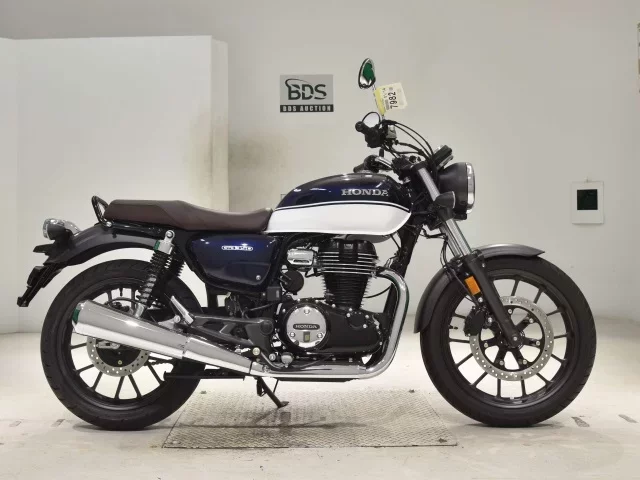 Honda GB350 лот № 7982 оценка 8  с аукциона в Японии