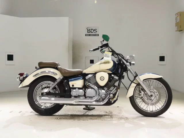 Yamaha DRAGSTAR 250 лот № 5020 оценка 4  с аукциона в Японии