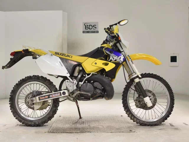 Suzuki RMX250S лот № 2841 оценка 4  с аукциона в Японии