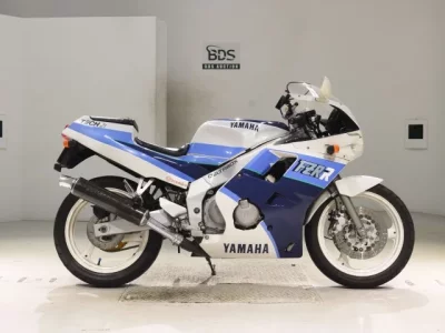 Yamaha FZR250R-1  с аукциона в Японии